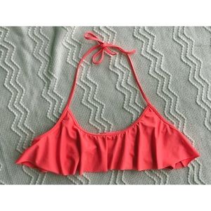 👙 Victoria’s Secret flouncy bikini top